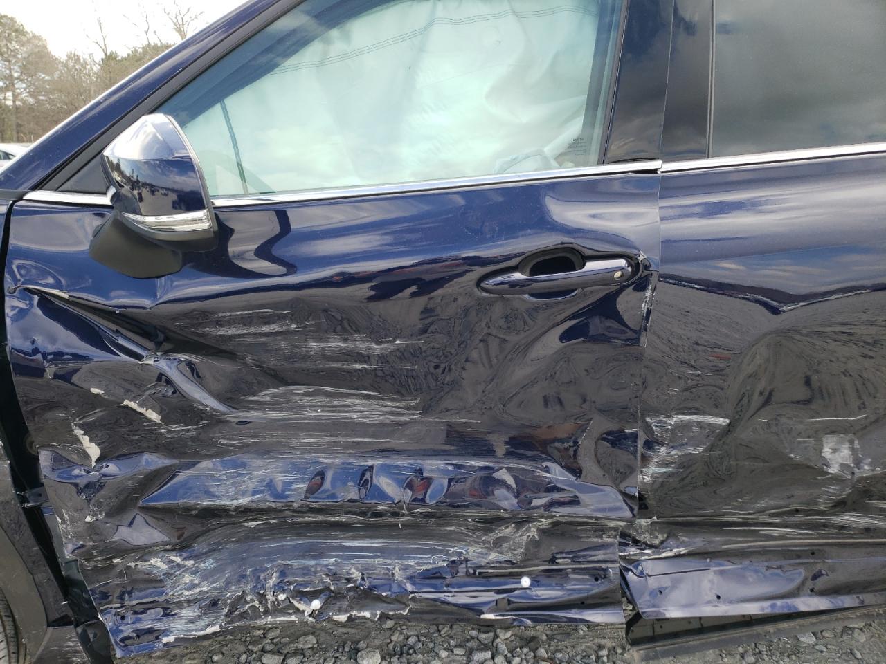 Photo 10 from auction – 2021 TOYOTA HIGHLANDER with VIN 5TDGZRAH7MS087394