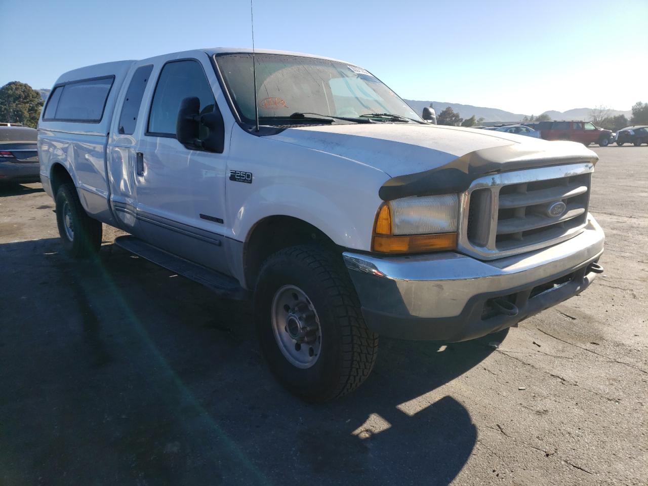 FORD F250 SUPER 2000 with VIN 1FTNX21F7YED95308 - Photo from auction