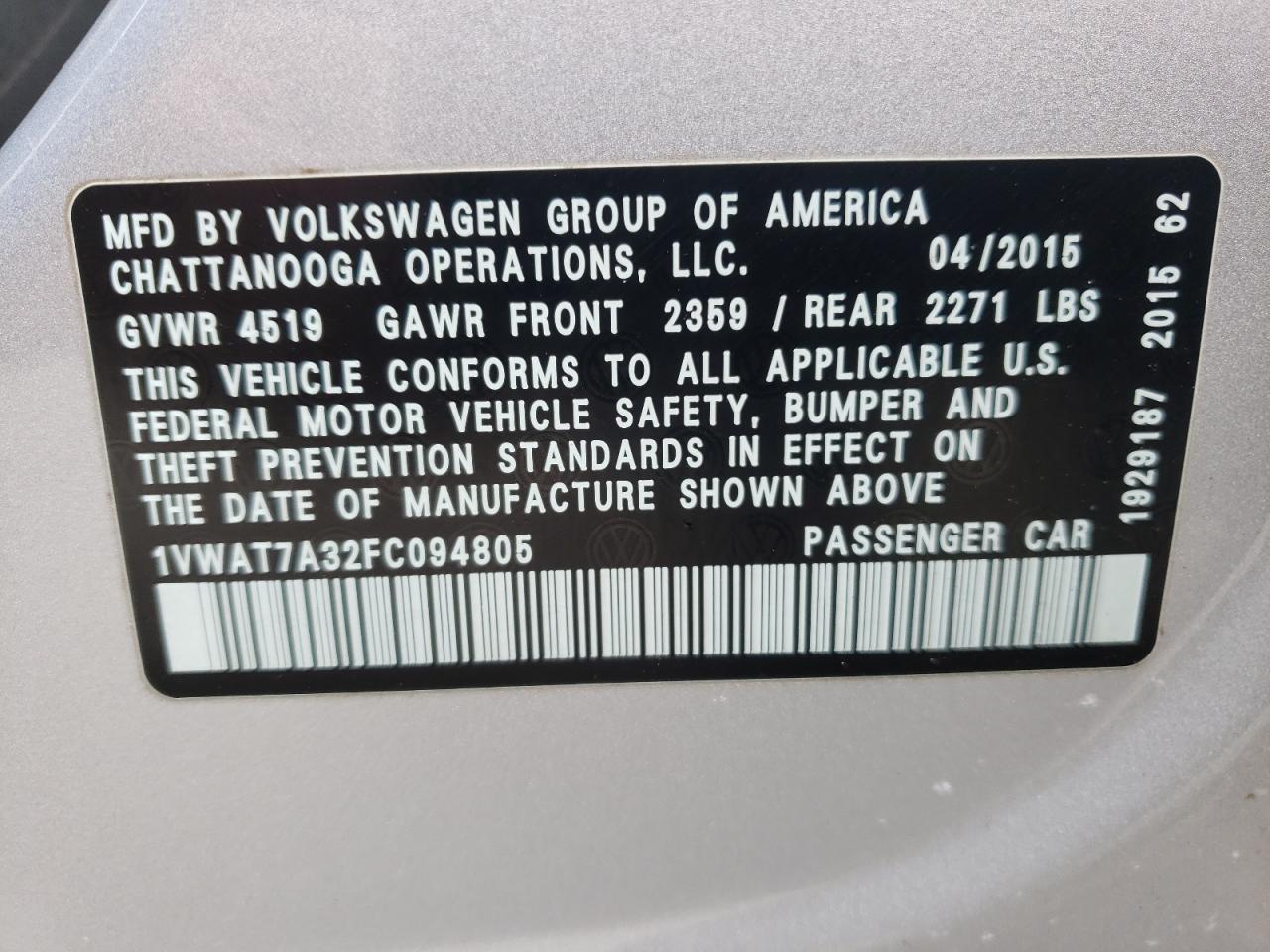 Photo 10 from auction – 2015 VOLKSWAGEN PASSAT S with VIN 1VWAT7A32FC094805