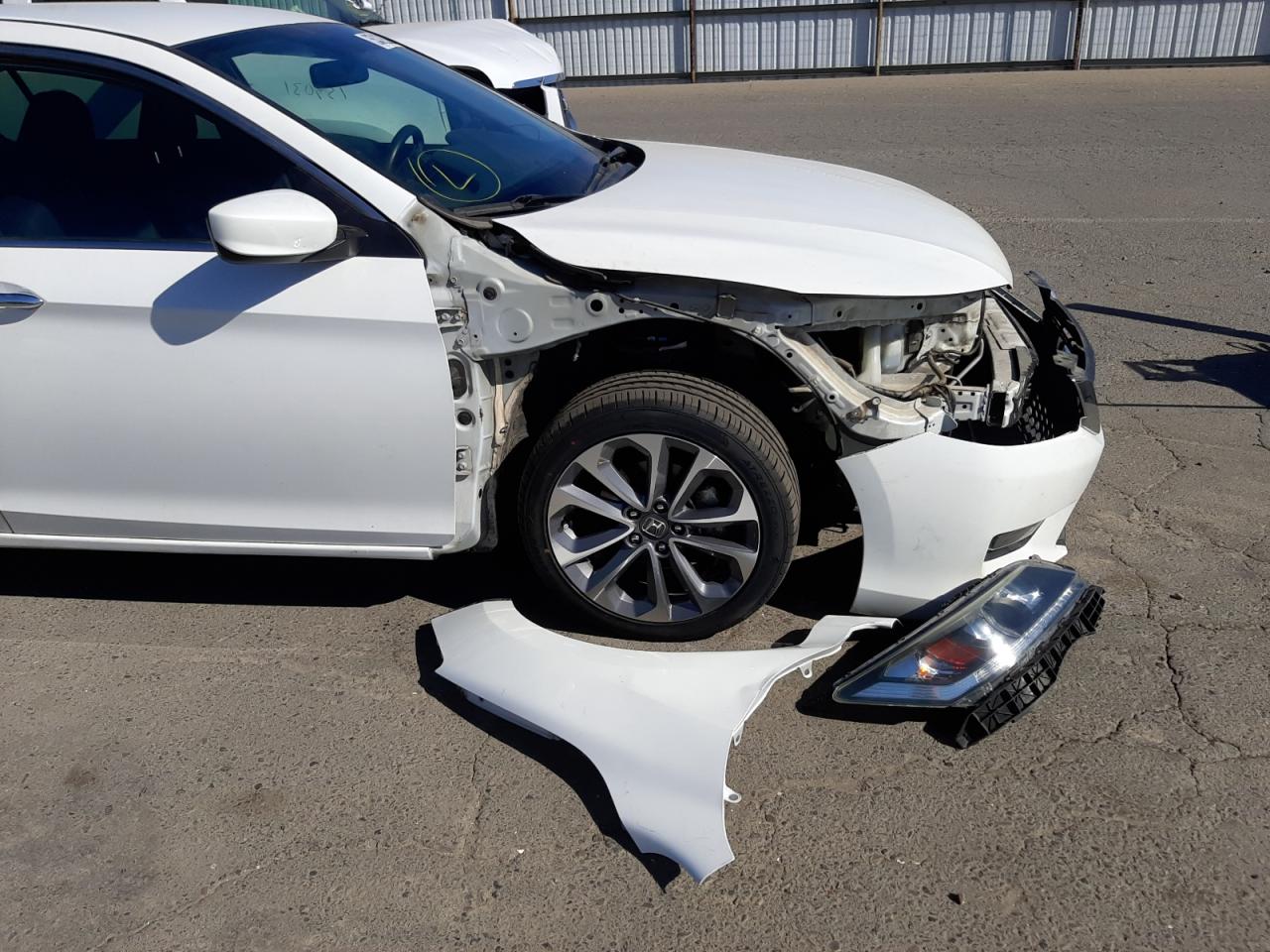 Photo 9 from auction – 2015 HONDA ACCORD SPO with VIN 1HGCR2F54FA022847