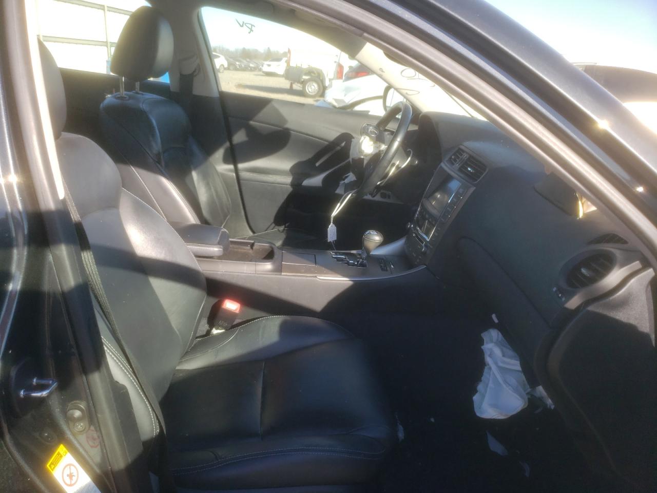 Photo 5 from auction – 2010 LEXUS IS 250 with VIN JTHCF5C24A5042566