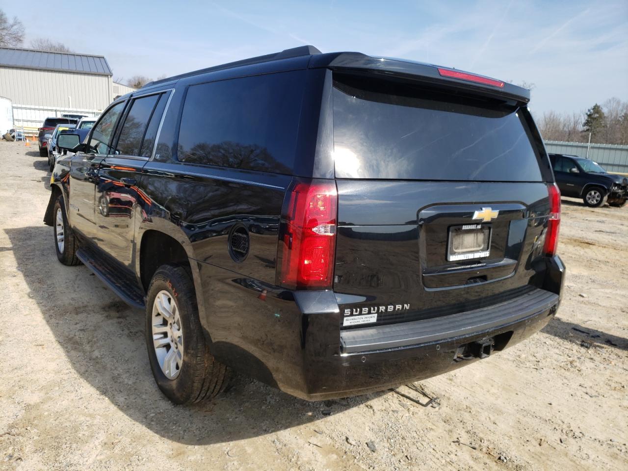 Photo 3 from auction – 2016 CHEVROLET SUBURBAN K with VIN 1GNSKHKC0GR449507