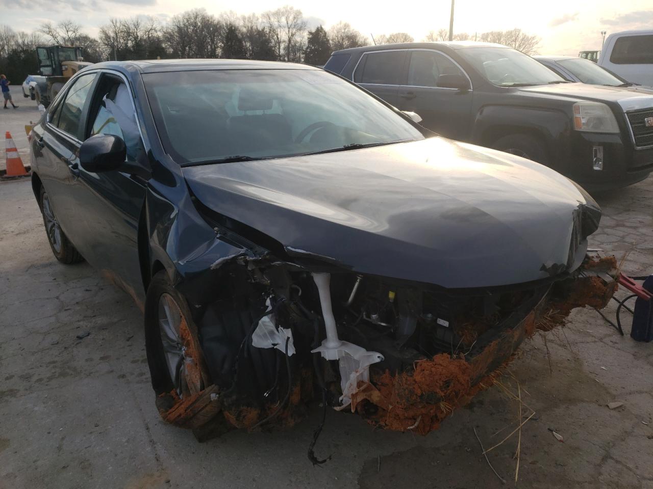 TOYOTA CAMRY LE 2017 with VIN 4T1BF1FK0HU421612 - Photo from auction