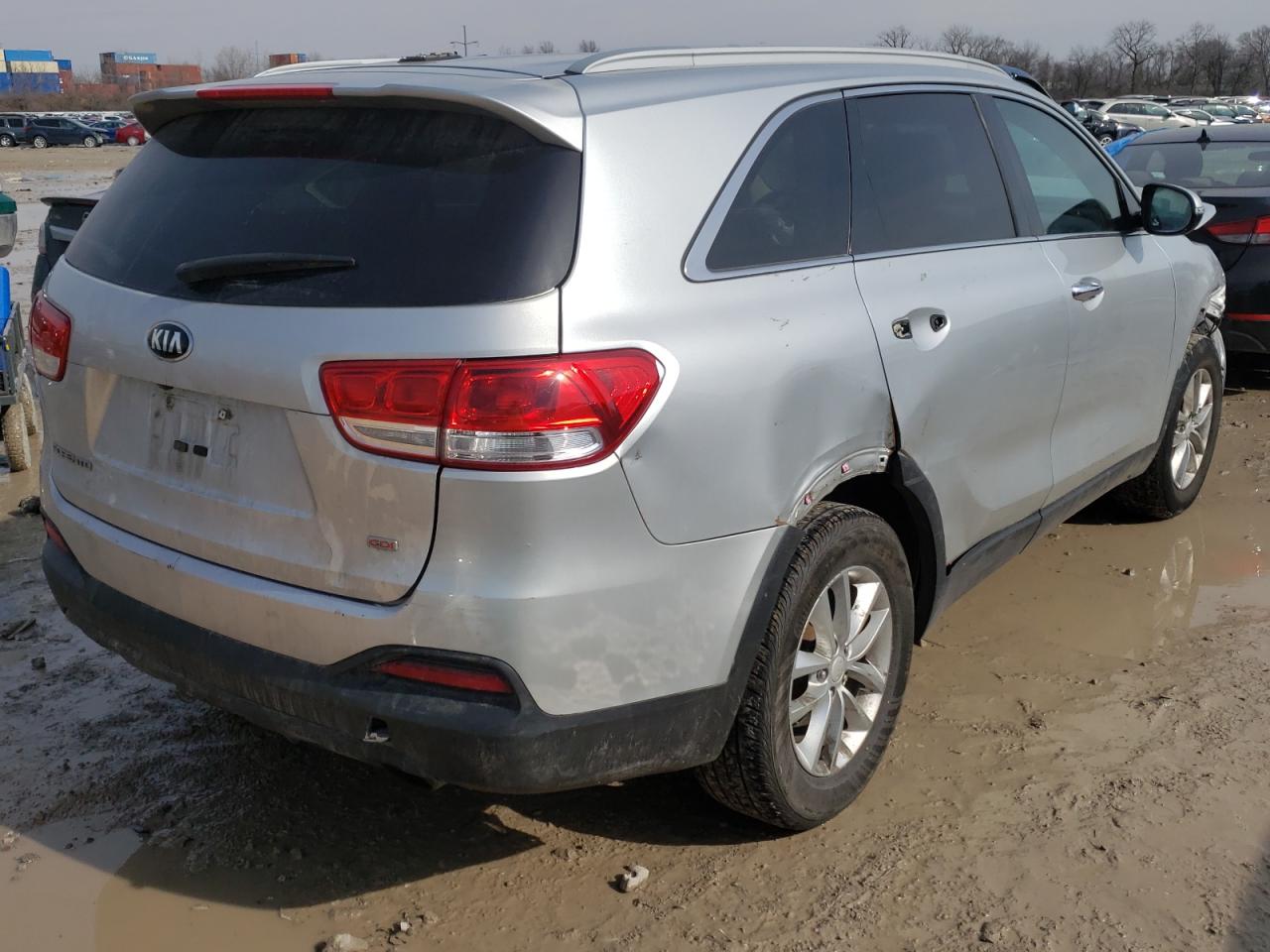 Photo 4 from auction – 2016 KIA SORENTO LX with VIN 5XYPG4A3XGG034672