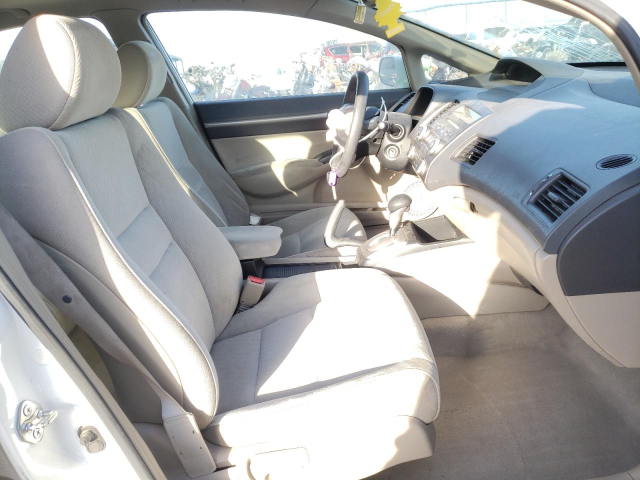 Photo 5 from auction – 2009 HONDA CIVIC EX with VIN 19XFA16849E034280