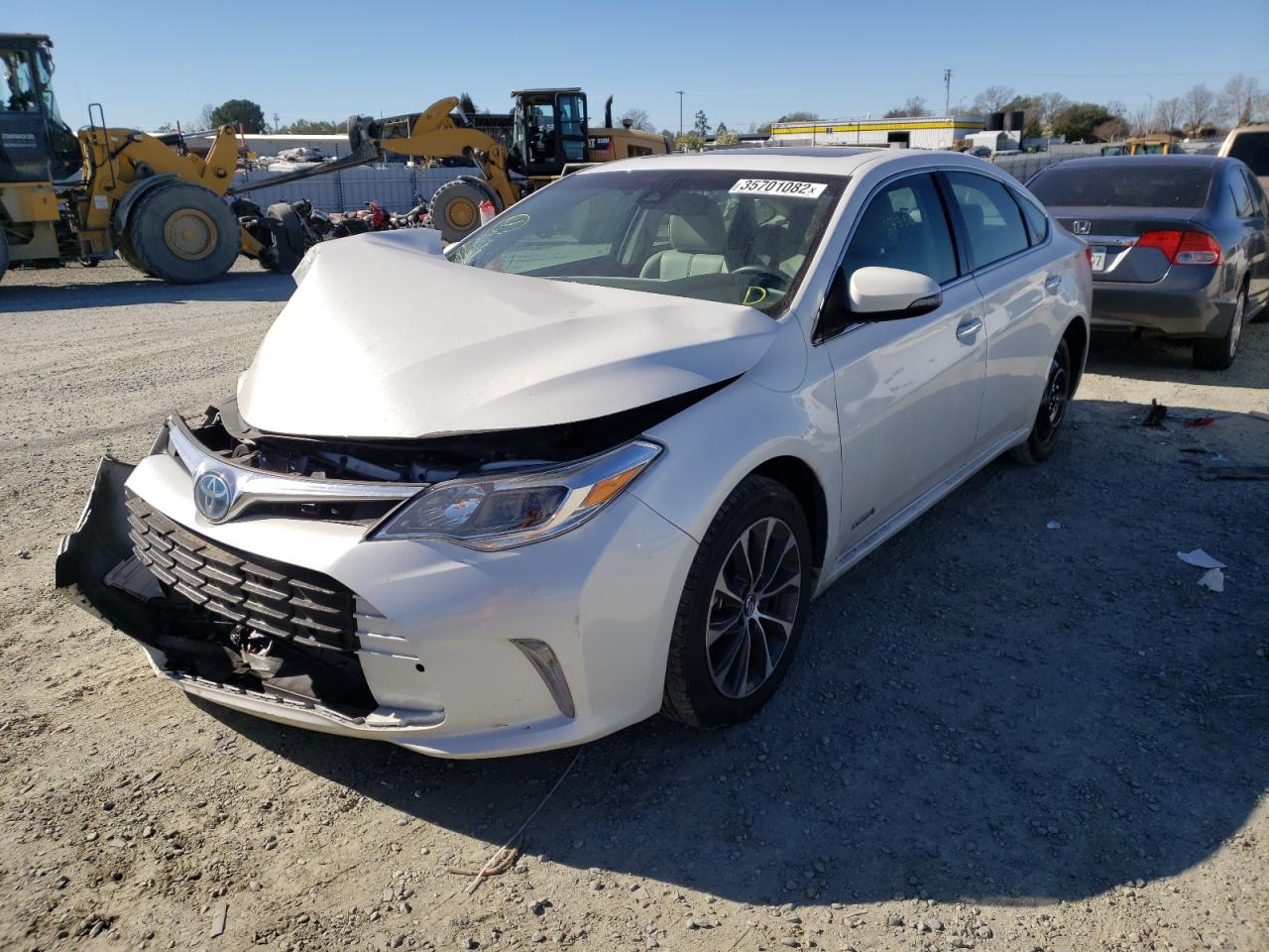 Photo 2 from auction – 2017 TOYOTA AVALON HYB with VIN 4T1BD1EB4HU058657
