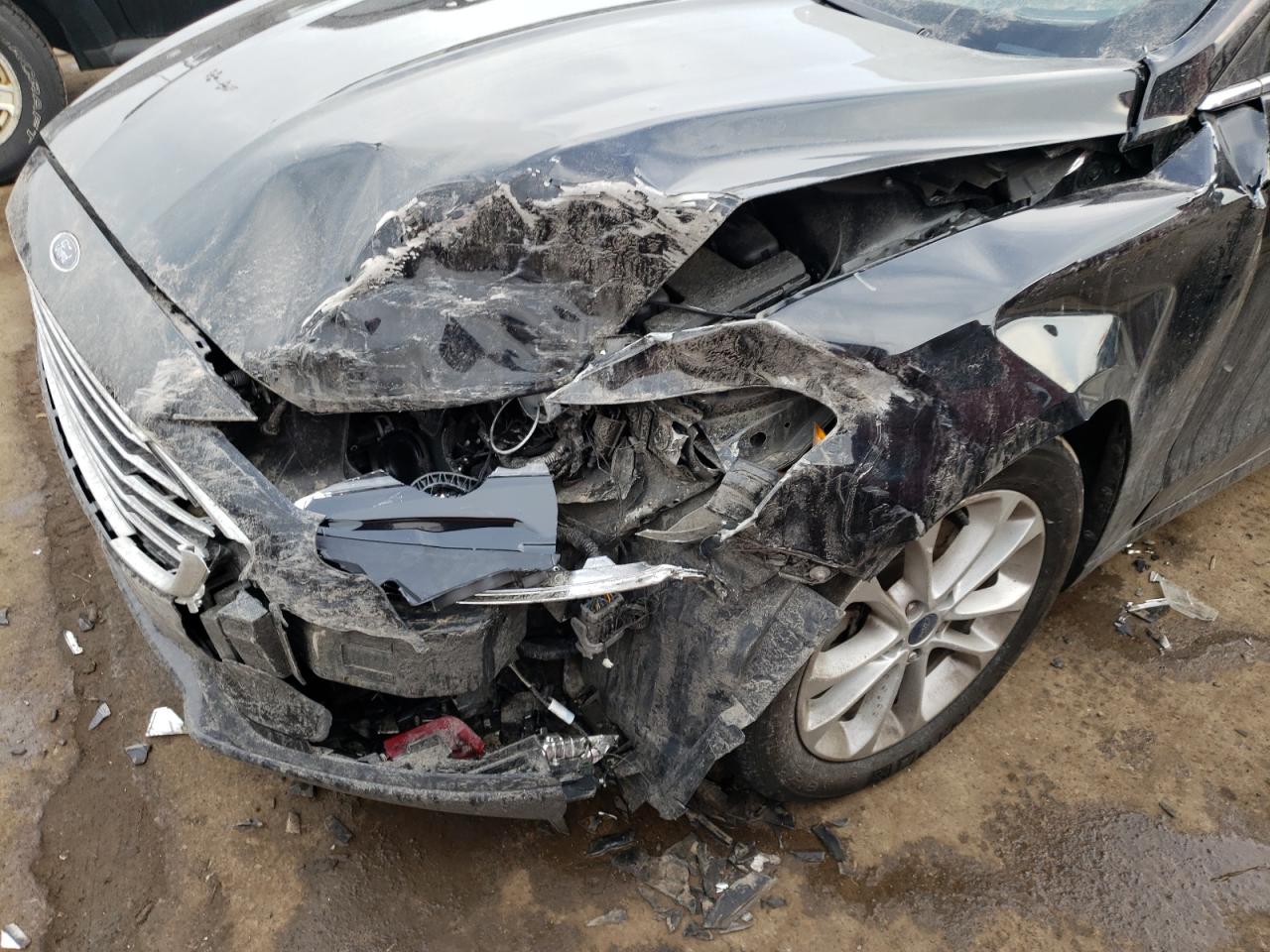 Photo 9 from auction – 2020 FORD FUSION SE with VIN 3FA6P0HDXLR246738