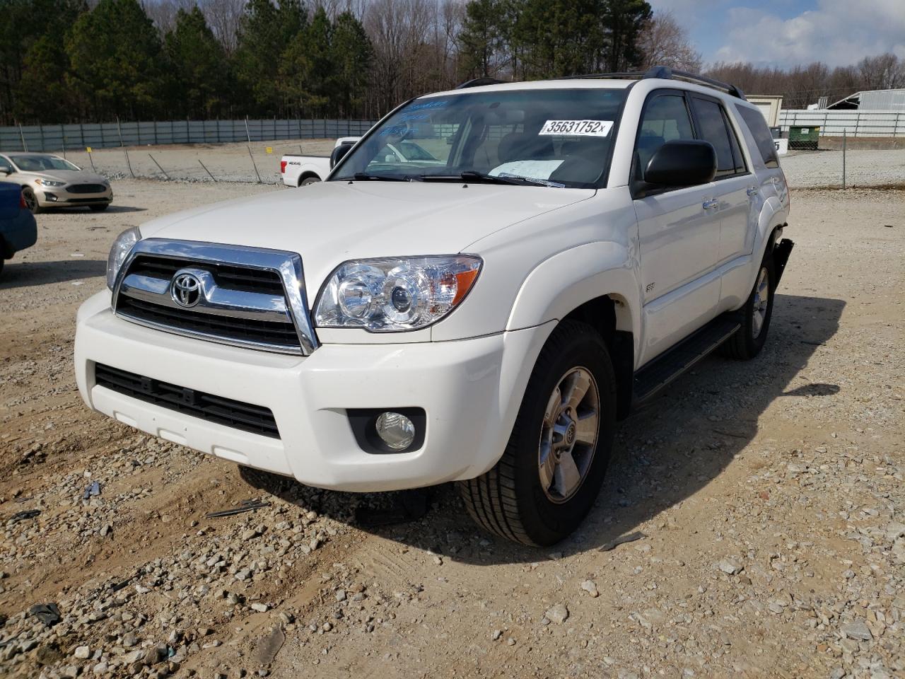 Photo 2 from auction – 2006 TOYOTA 4 RUNNER with VIN JTEZU14R168055699