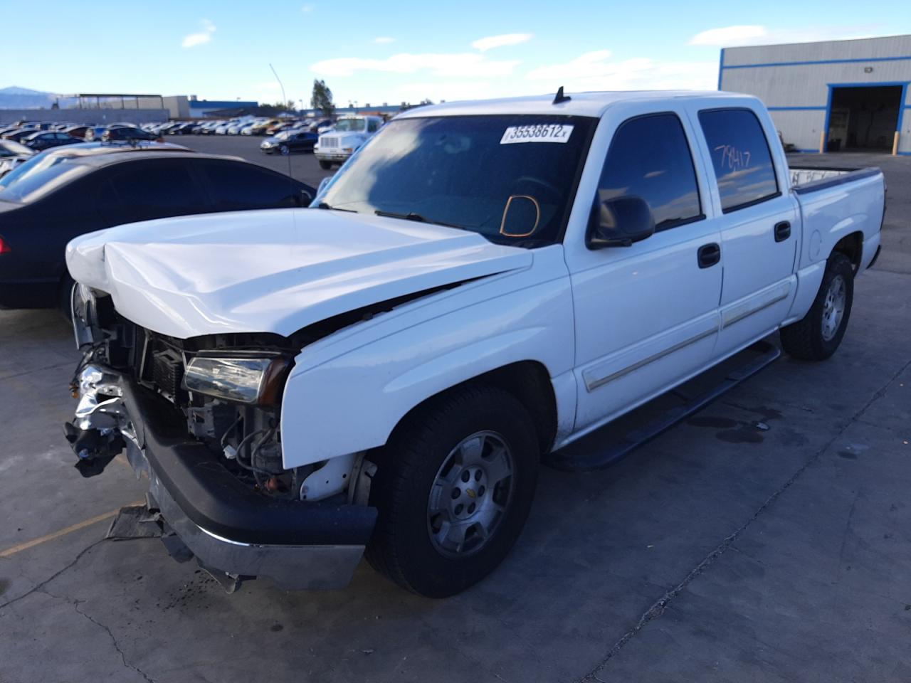 Photo 2 from auction – 2006 CHEVROLET SILVERADO with VIN 2GCEC13TX61140191