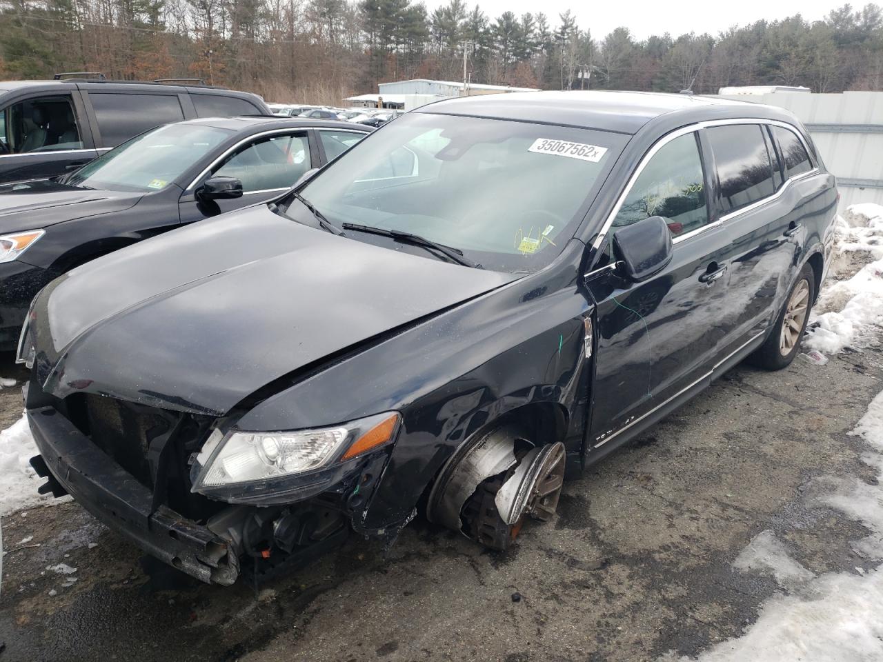 Photo 2 from auction – 2015 LINCOLN MKT with VIN 2LMHJ5NK5FBL04164