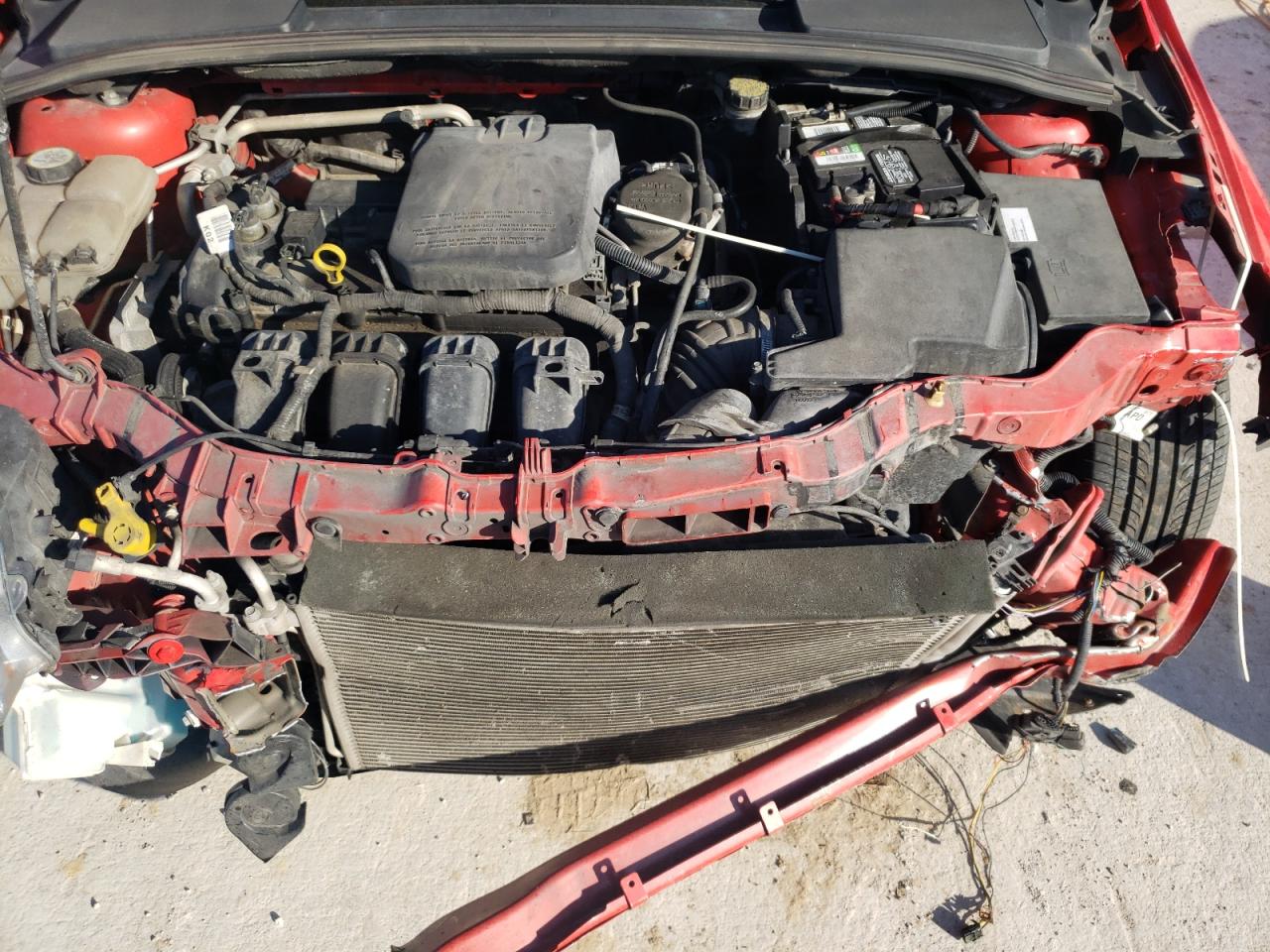 Photo 7 from auction – 2012 FORD FOCUS SEL with VIN 1FAHP3M2XCL415430