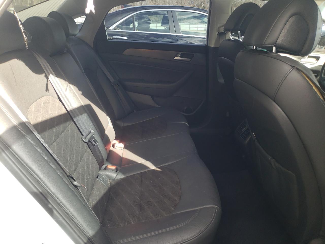 Photo 6 from auction – 2016 HYUNDAI SONATA SPO with VIN 5NPE34AF5GH307846