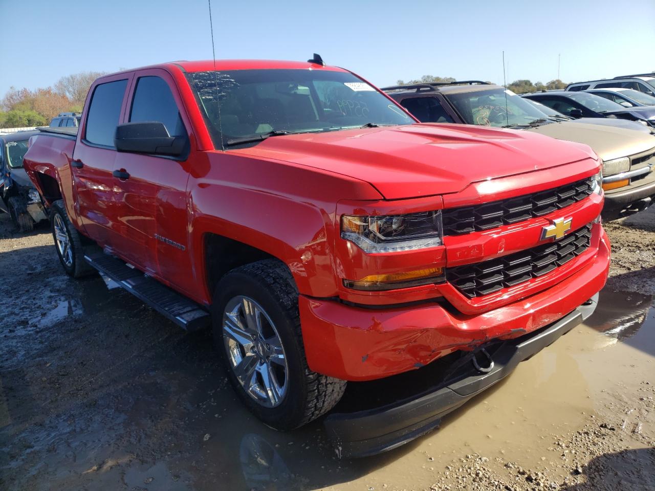 CHEVROLET SILVERADO 2018 with VIN 3GCPCPEC5JG218708 - Photo from auction