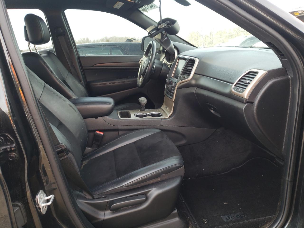 Photo 5 from auction – 2015 JEEP GRAND CHER with VIN 1C4RJFAGXFC767168