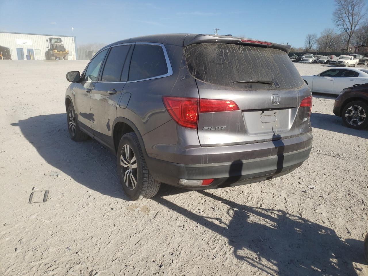 Photo 3 from auction – 2016 HONDA PILOT EX with VIN 5FNYF6H30GB055644