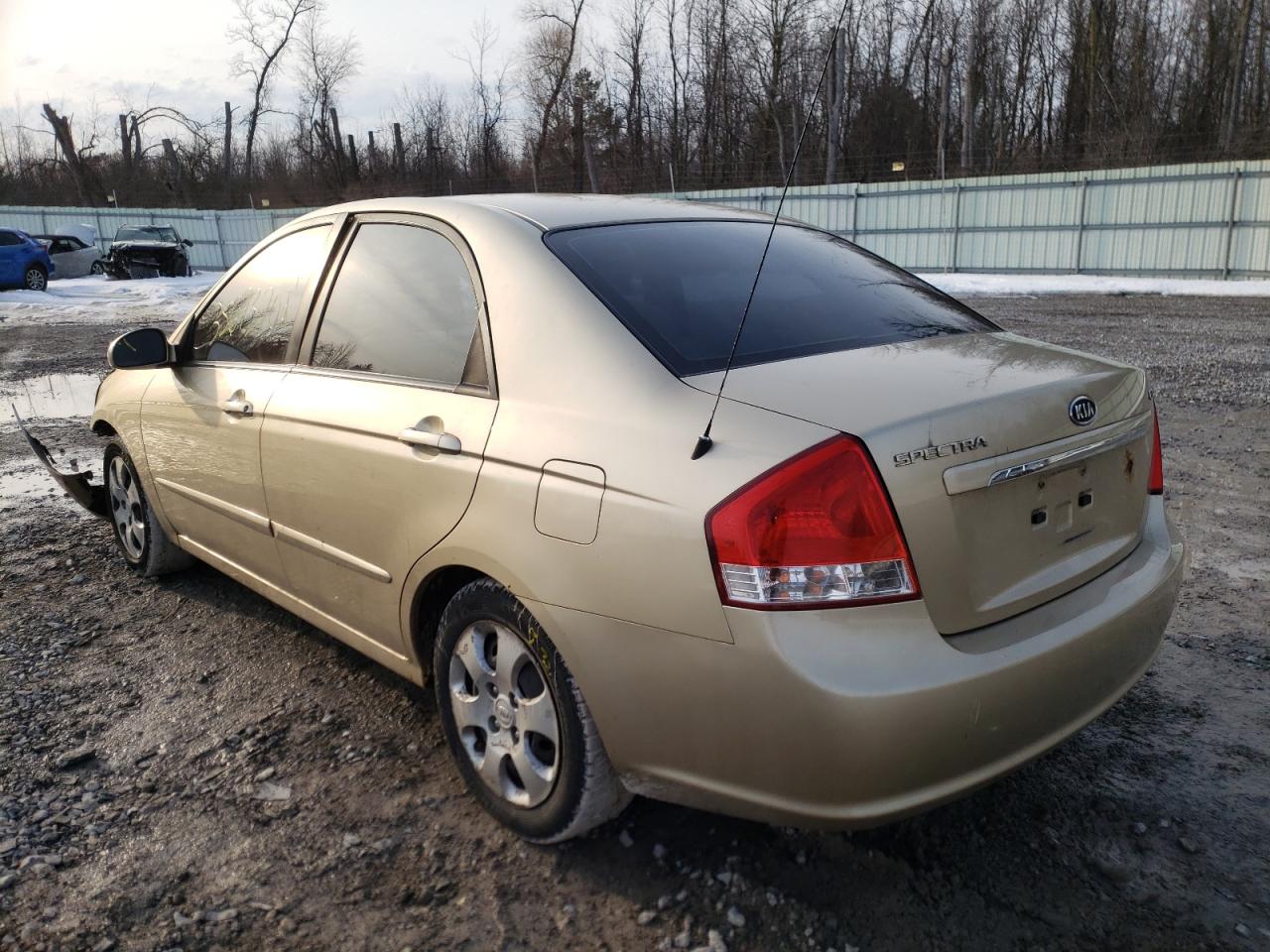 Фото 3 с аукциона – 2009 KIA SPECTRA EX с VIN KNAFE222295660267