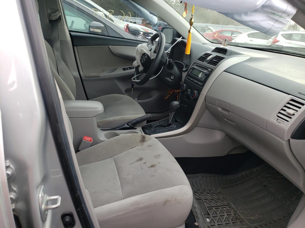 Photo 5 from auction – 2013 TOYOTA COROLLA BA with VIN 2T1BU4EE8DC062167