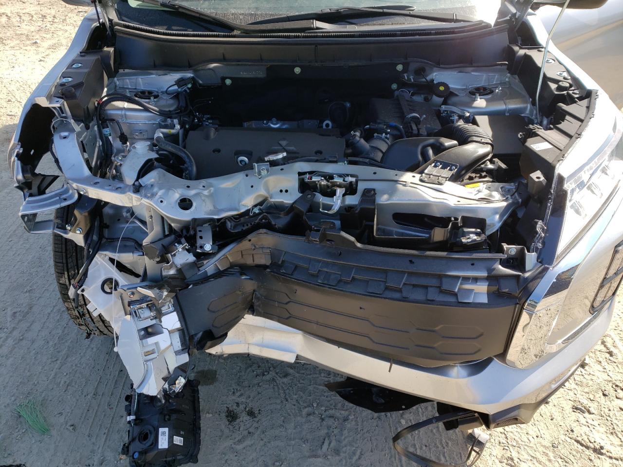 Photo 7 from auction – 2021 MITSUBISHI OUTLANDER with VIN JA4APUAU2MU034796
