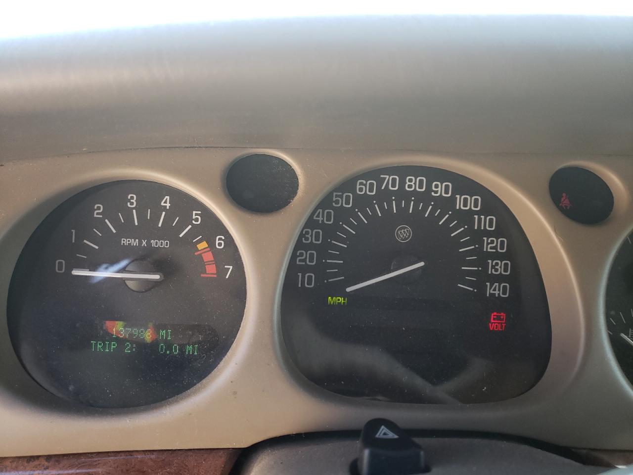 Photo 8 from auction – 2001 BUICK LESABRE LI with VIN 1G4HR54K11U197543