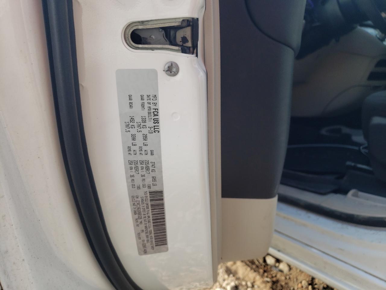 Photo 10 from auction – 2019 CHRYSLER PACIFICA L with VIN 2C4RC1AG1KR681228