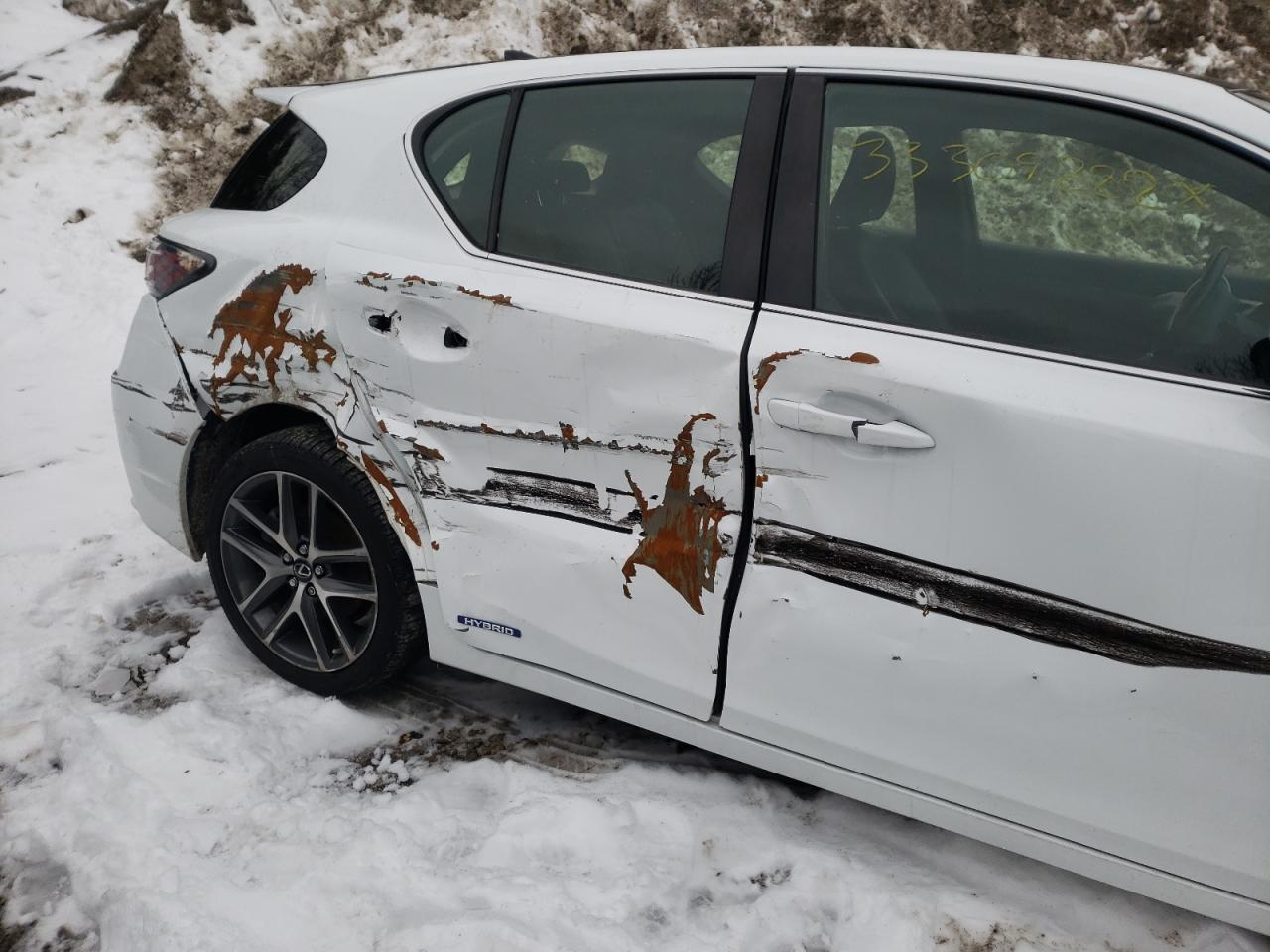 Photo 9 from auction – 2015 LEXUS CT 200 with VIN JTHKD5BH3F2249370