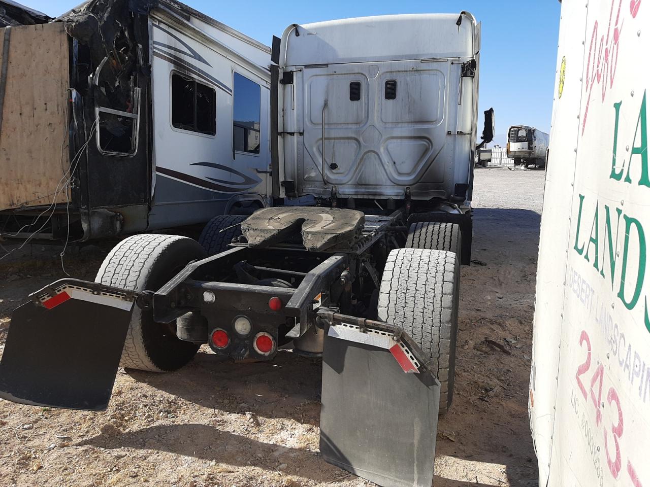 Photo 4 from auction – 2013 FREIGHTLINER CASCADIA 1 with VIN 1FUJGLDR6DSBT2809