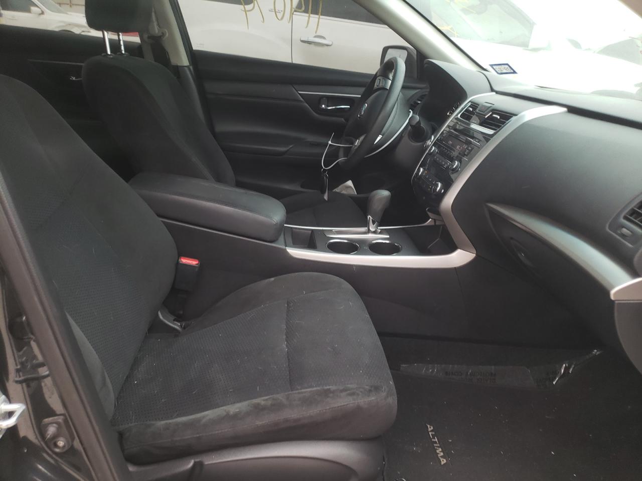 Photo 5 from auction – 2015 NISSAN ALTIMA 2.5 with VIN 1N4AL3APXFC586552
