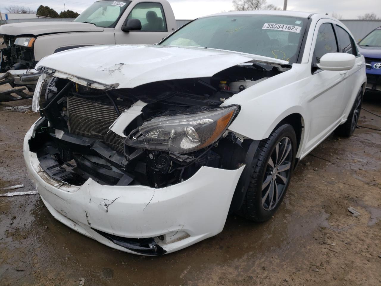 Photo 2 from auction – 2012 CHRYSLER 200 S with VIN 1C3CCBHG2CN226912