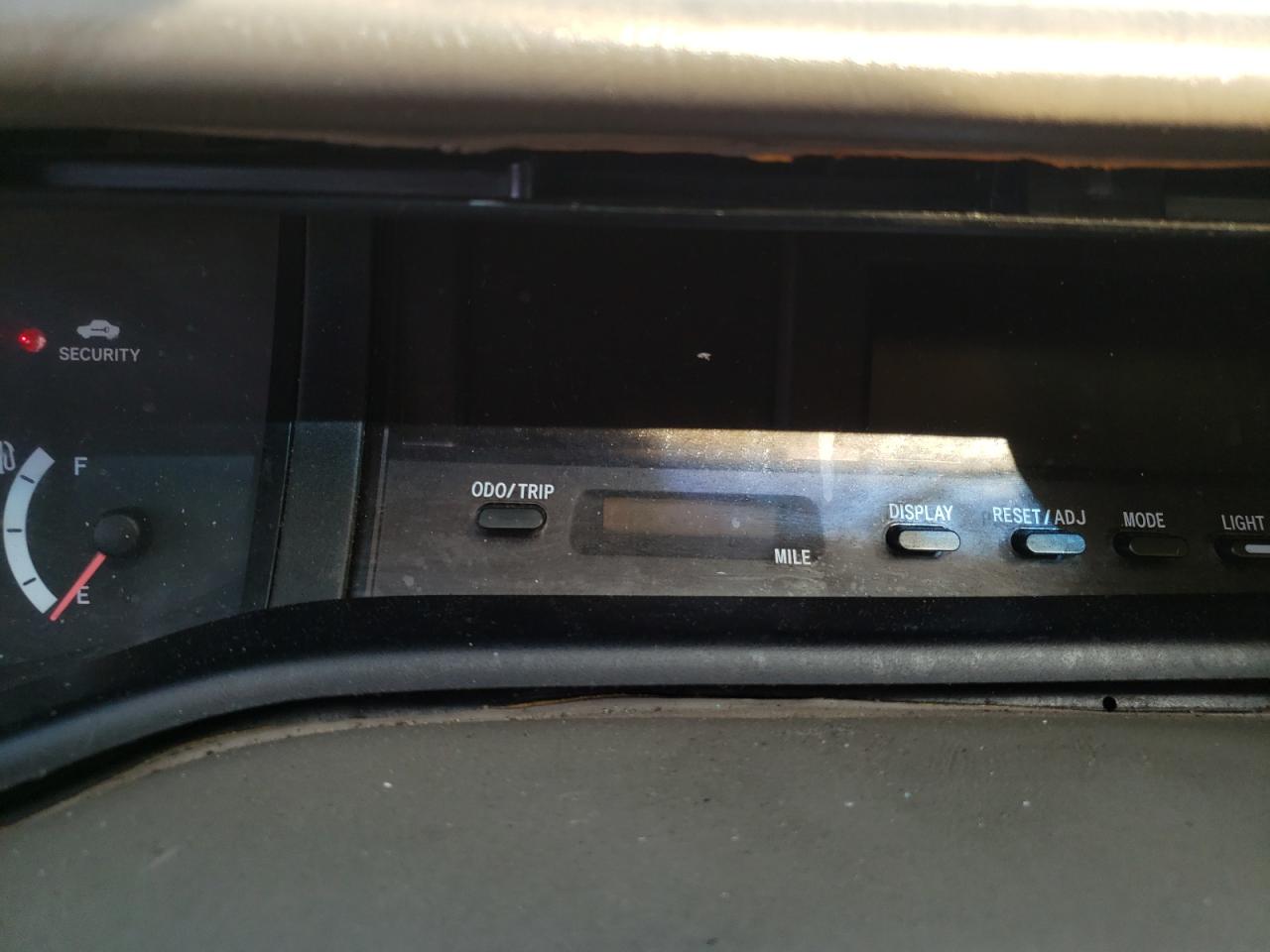 Photo 8 from auction – 2000 TOYOTA AVALON XL with VIN 4T1BF28B7YU076842