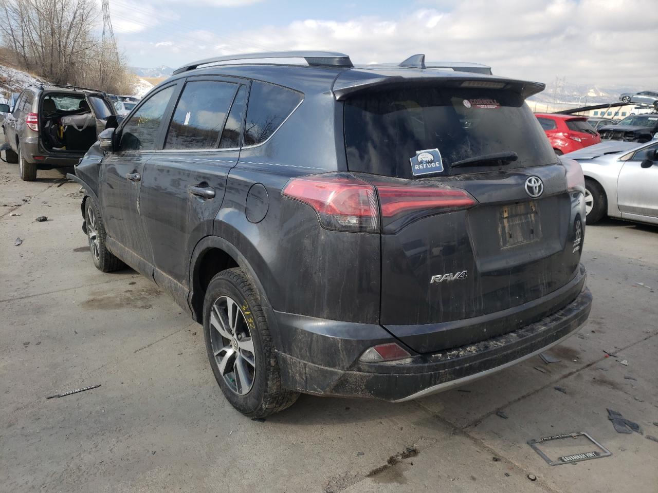 Photo 3 from auction – 2018 TOYOTA RAV4 ADVEN with VIN 2T3RFREV2JW780353