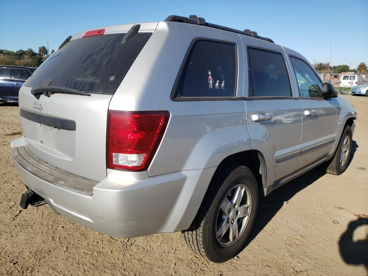 Photo 4 from auction – 2007 JEEP GRAND CHER with VIN 1J8GR48K07C602254