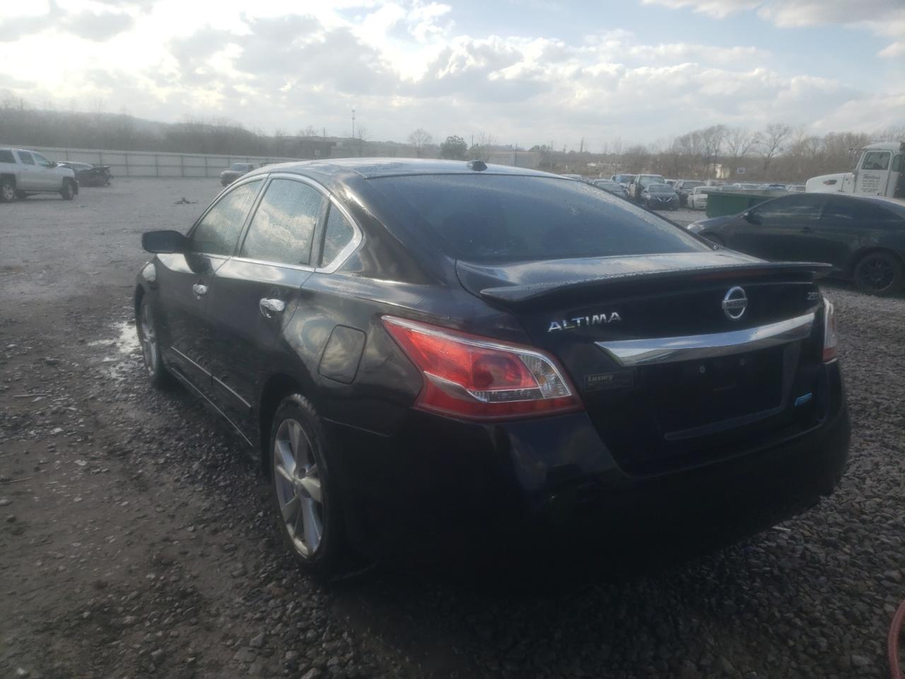 Photo 3 from auction – 2013 NISSAN ALTIMA 2.5 with VIN 1N4AL3AP1DC250351