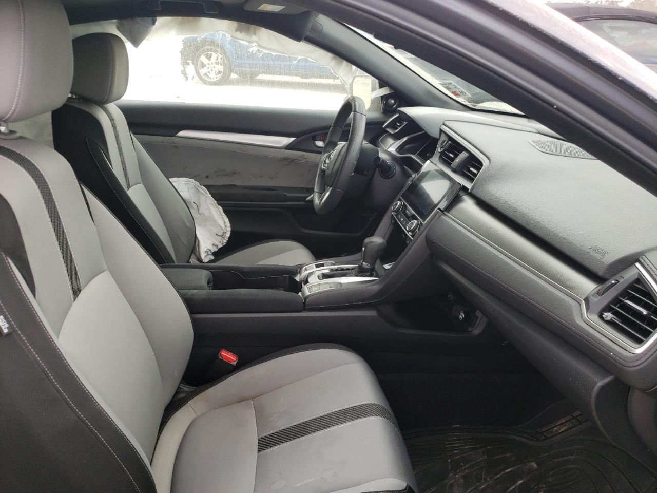 Photo 5 from auction – 2017 HONDA CIVIC EX with VIN 2HGFC3B36HH359789