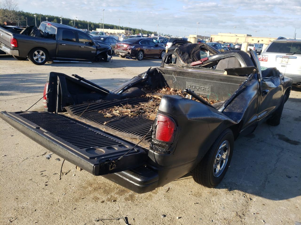 Photo 4 from auction – 1998 DODGE DAKOTA with VIN 1B7FL26X6WS624948