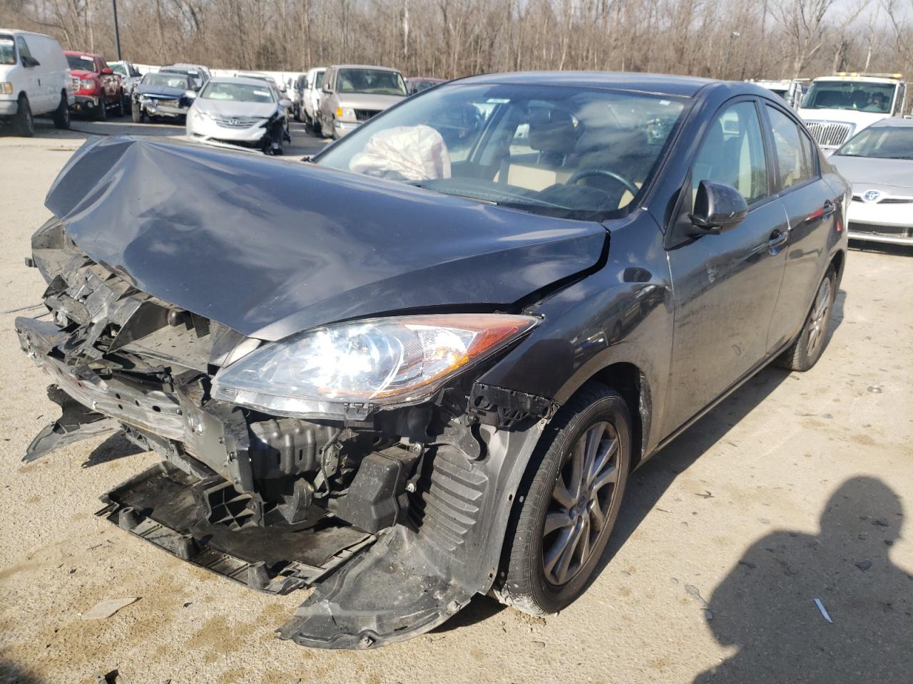 Photo 2 from auction – 2012 MAZDA 3 I with VIN JM1BL1V72C1673236
