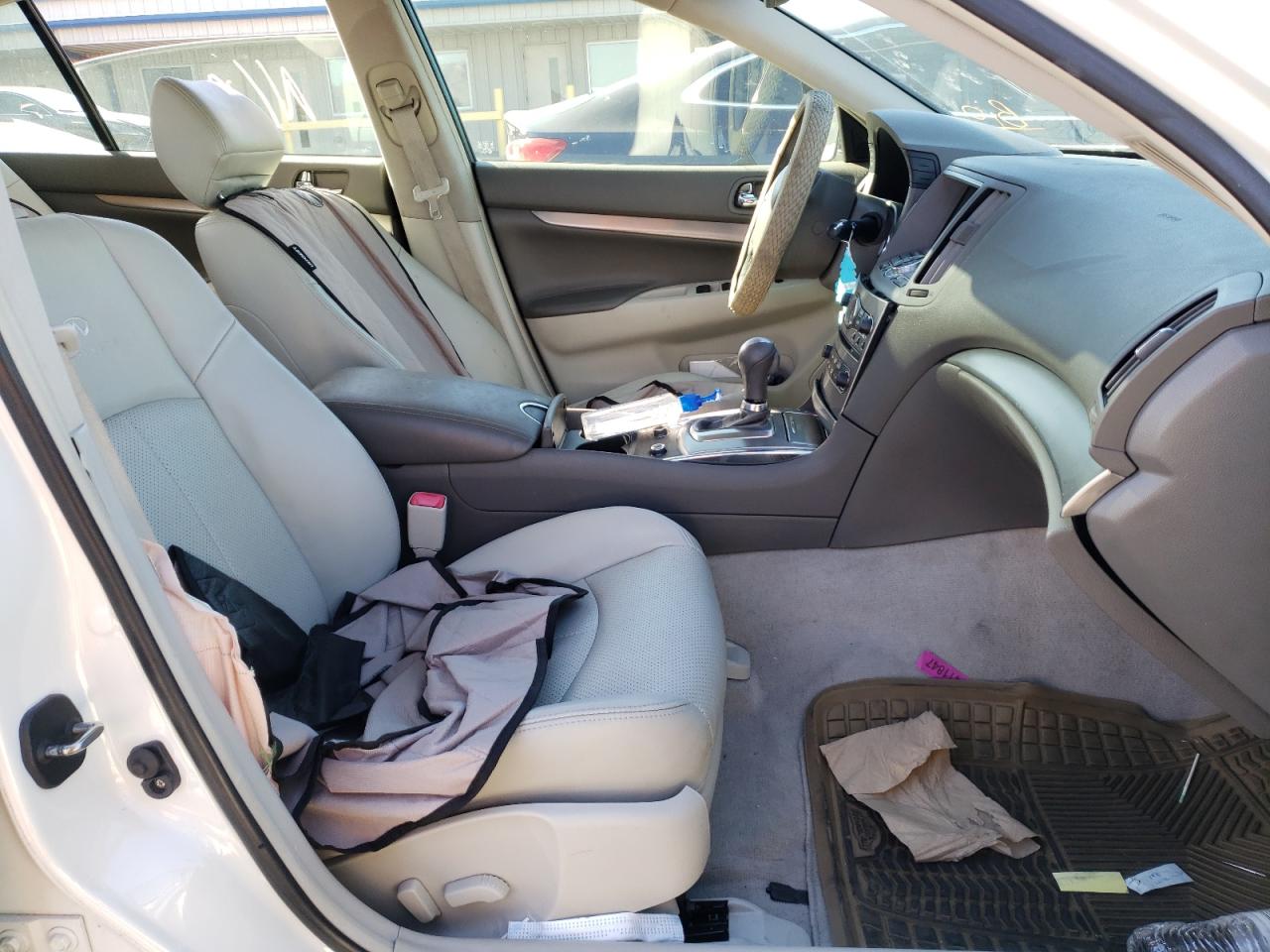 Photo 5 from auction – 2012 INFINITI G37 BASE with VIN JN1CV6AP3CM620712