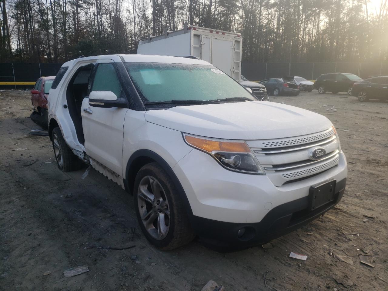 FORD EXPLORER L 2014 with VIN 1FM5K8F83EGC39144 - Photo from auction