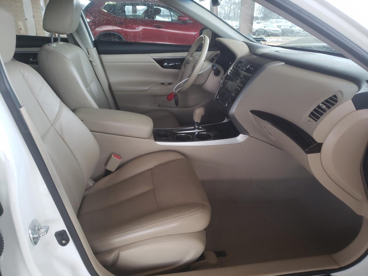 Photo 5 from auction – 2014 NISSAN ALTIMA 2.5 with VIN 1N4AL3AP9EN240575