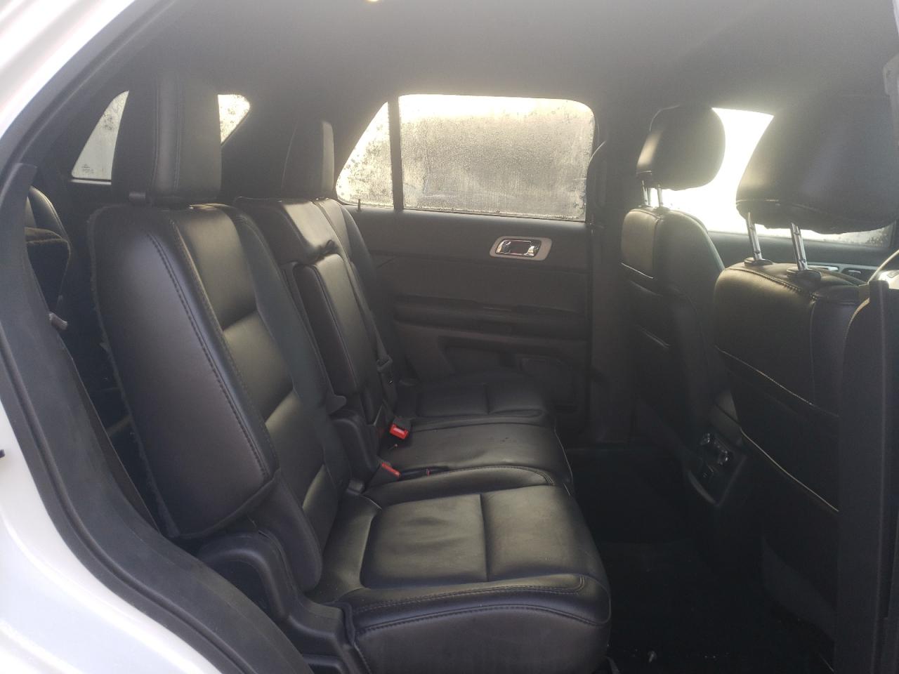 Photo 6 from auction – 2014 FORD EXPLORER L with VIN 1FM5K8F83EGC39144