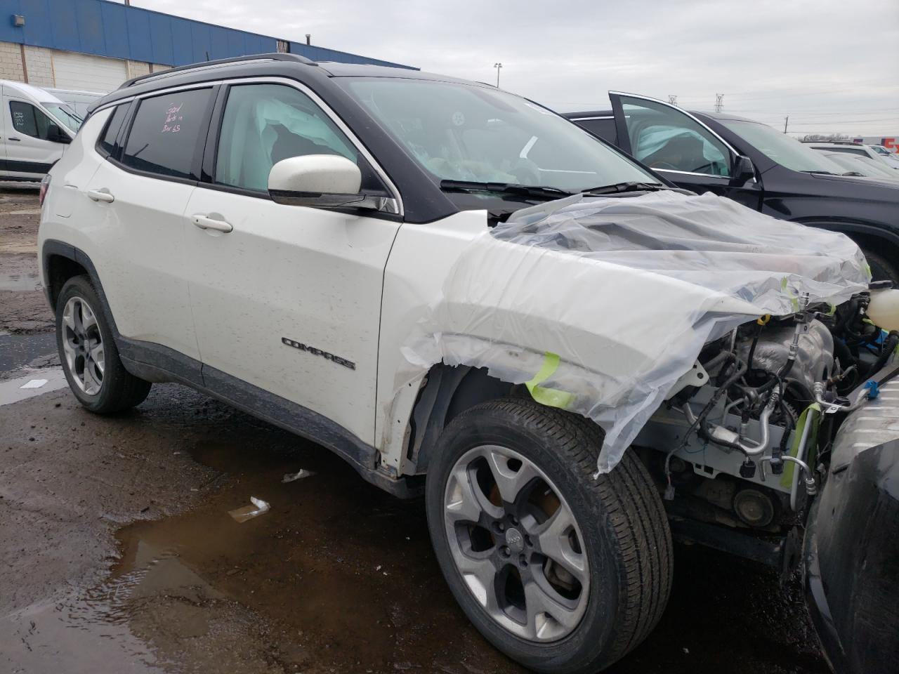 JEEP COMPASS LI 2019 with VIN 3C4NJDCB1KT806734 - Photo from auction