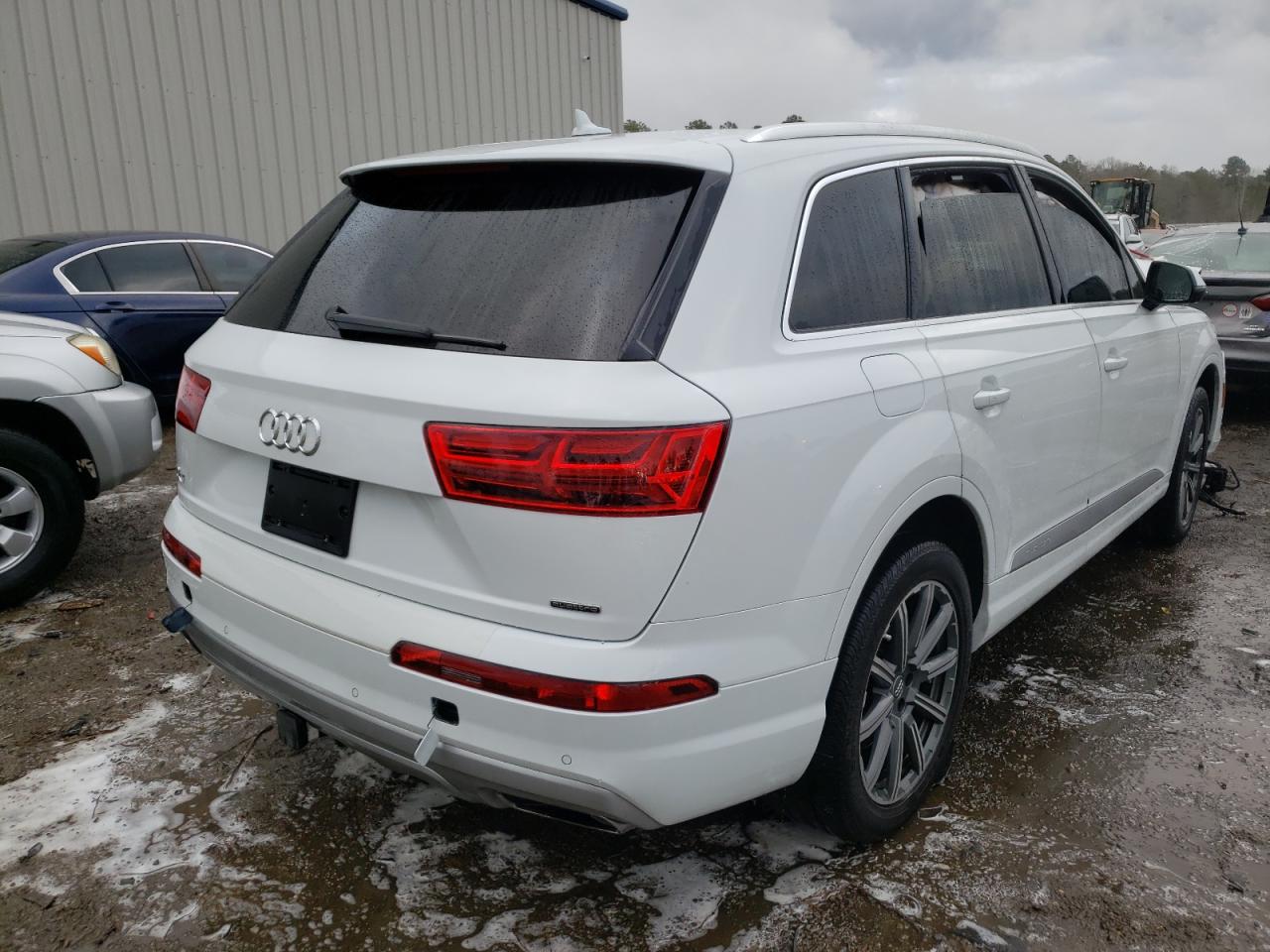Photo 4 from auction – 2019 AUDI Q7 PREMIUM with VIN WA1LHAF76KD041996