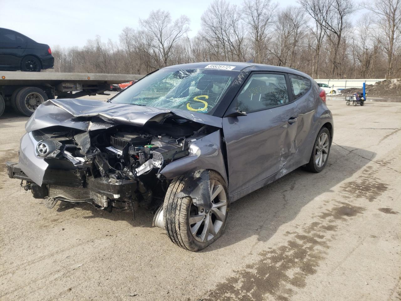 Photo 2 from auction – 2017 HYUNDAI VELOSTER with VIN KMHTC6AD7HU323762
