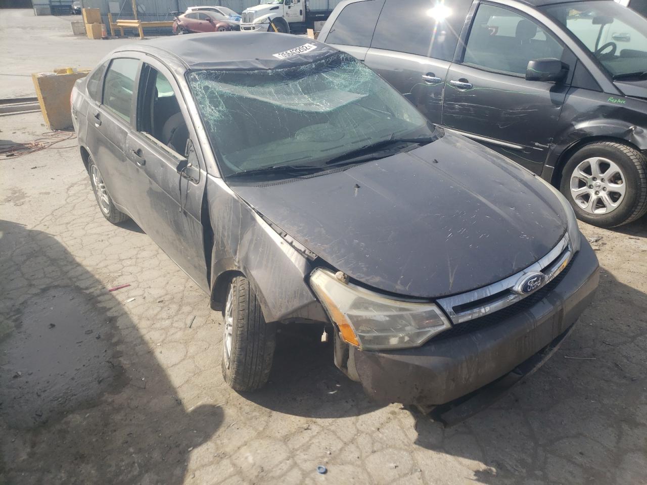 FORD FOCUS SE 2011 with VIN 1FAHP3FN5BW111006 - Photo from auction