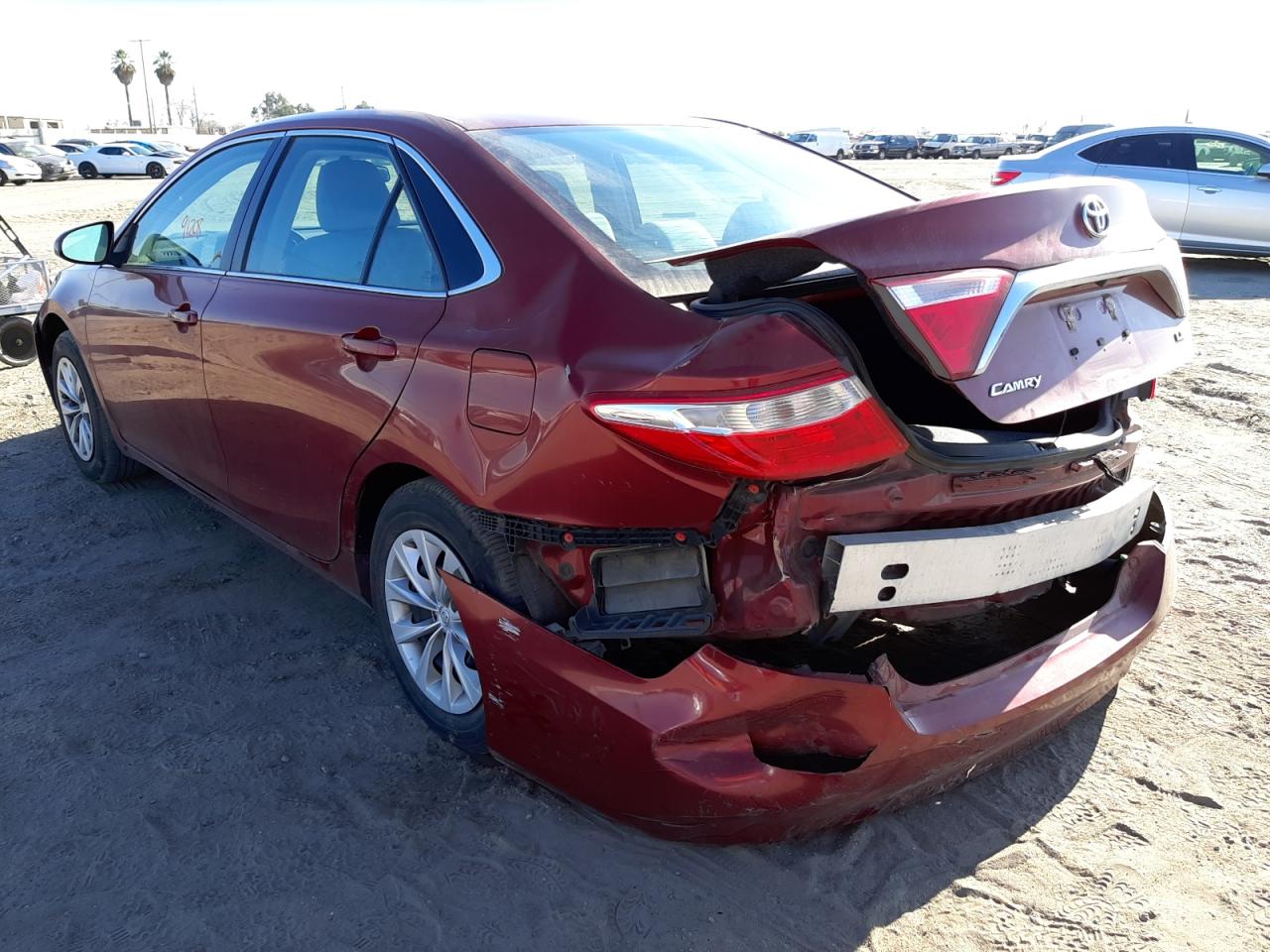 Photo 3 from auction – 2015 TOYOTA CAMRY LE with VIN 4T1BF1FK5FU882477