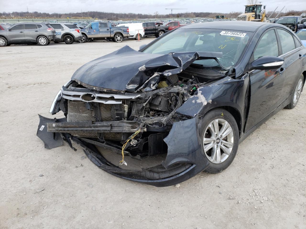 Photo 9 from auction – 2014 HYUNDAI SONATA GLS with VIN 5NPEB4AC1EH885397
