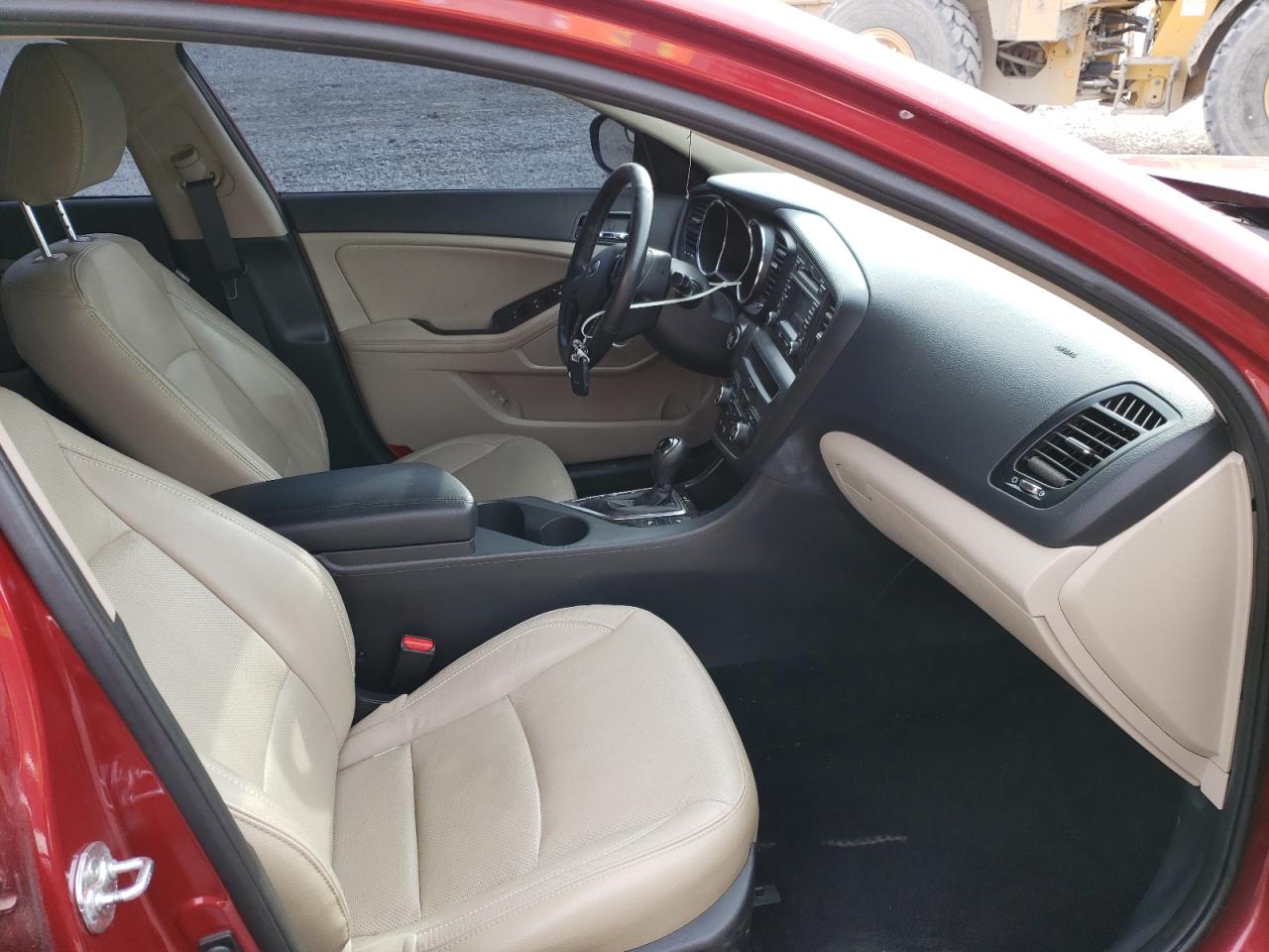 Zdjęcie 5 z aukcji – 2013 KIA OPTIMA EX z VIN 5XXGN4A71DG227270