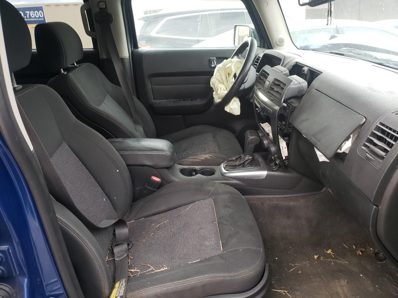 Photo 5 from auction – 2006 HUMMER H3 with VIN 5GTDN136668314795