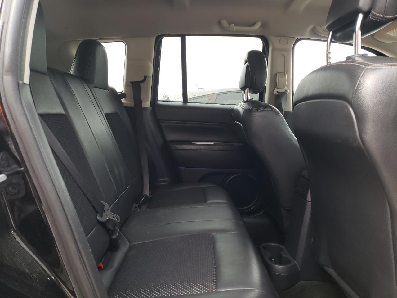Photo 6 from auction – 2016 JEEP COMPASS LA with VIN 1C4NJCEA9GD769671