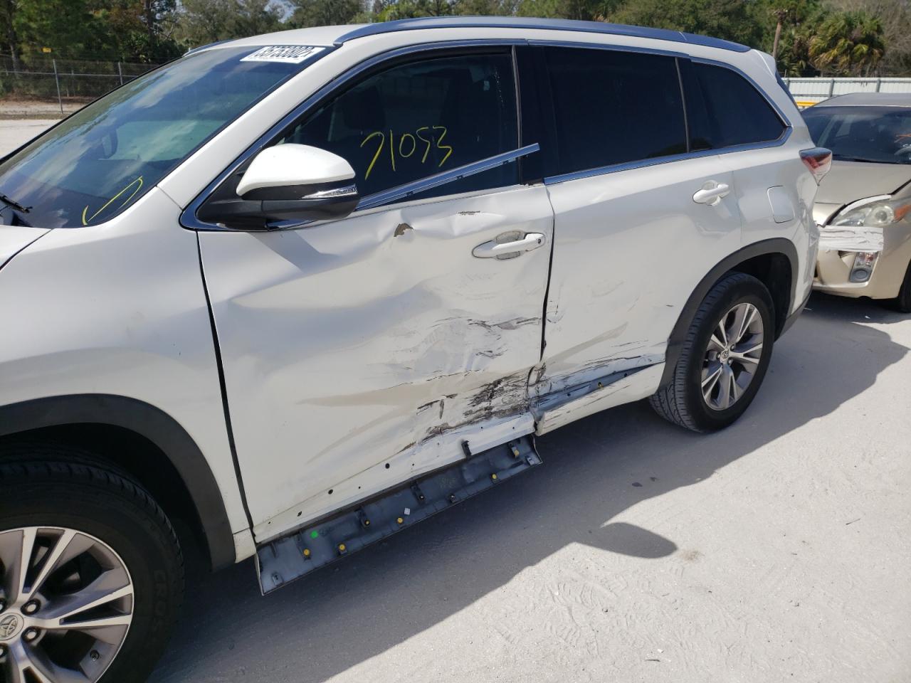 Photo 9 from auction – 2014 TOYOTA HIGHLANDER with VIN 5TDKKRFH7ES031030