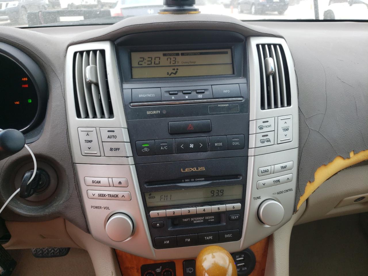 Photo 9 from auction – 2006 LEXUS RX 330 with VIN 2T2HA31U66C101492